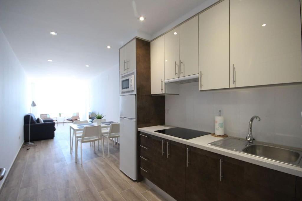 Apartment Las Vistas Beach View, 1 Bedroom Лос Кристианос Екстериор снимка