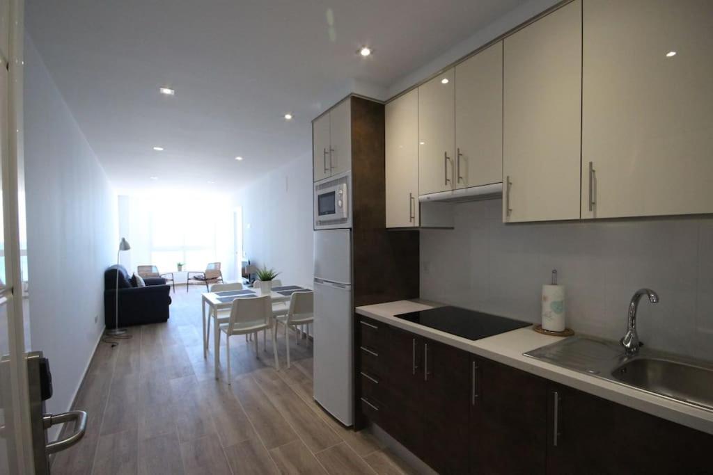 Apartment Las Vistas Beach View, 1 Bedroom Лос Кристианос Екстериор снимка
